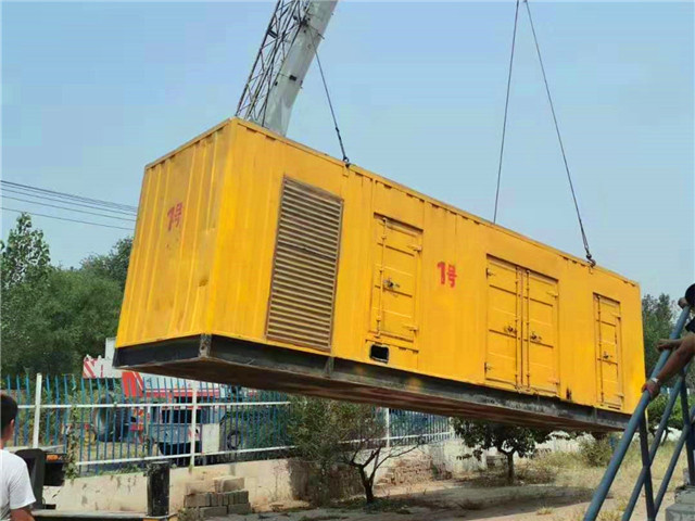 囊谦300KW柴油发电机组油耗是多少?