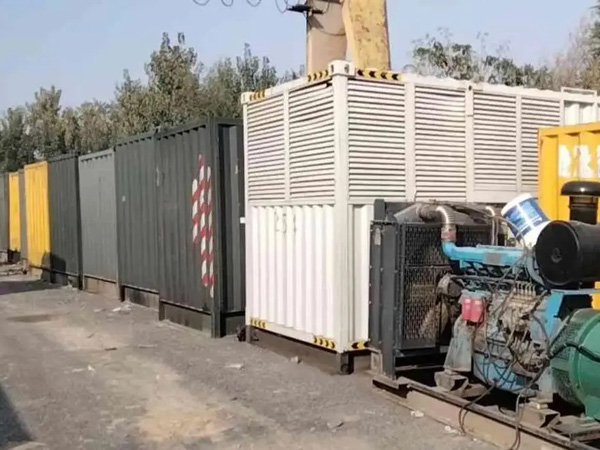 囊谦200KW柴油发电机机组每小时油耗是多少？